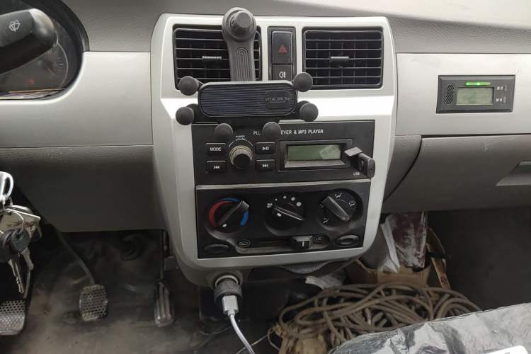 Used Victory K2  Audio And AC Panel