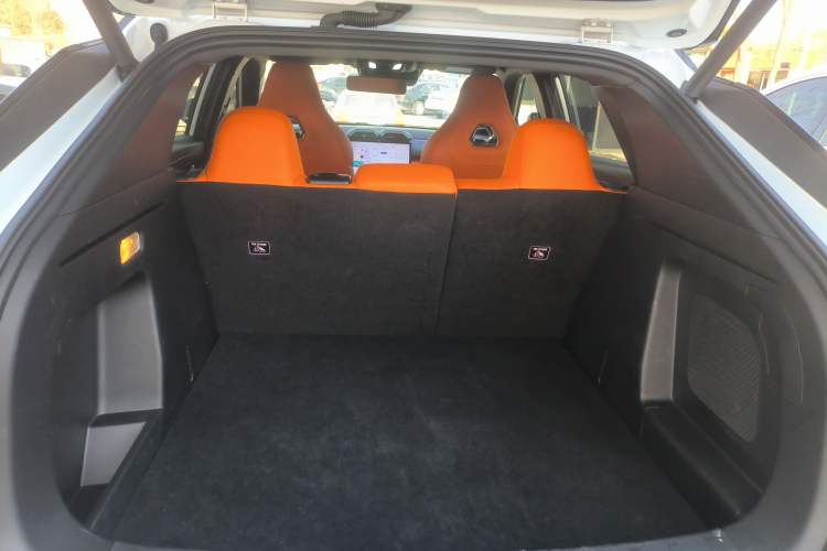 Used Dongfeng Aeolus L7 New Energy 2024 205 Plus