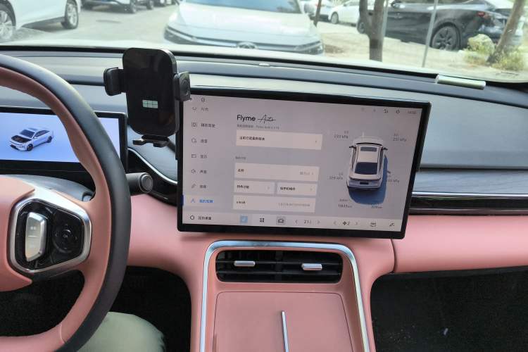 Used Geely Galaxy L6 2025 EM-i 140km Explorer+ Edition
