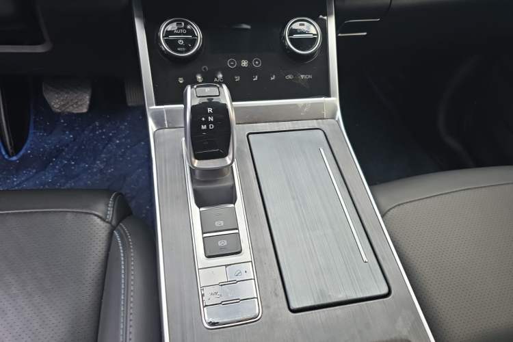 Used Chery Tiggo 7 PLUS 2021 Kunpeng Edition 1.6 TGDI DCT Prestige Model Gear Lever