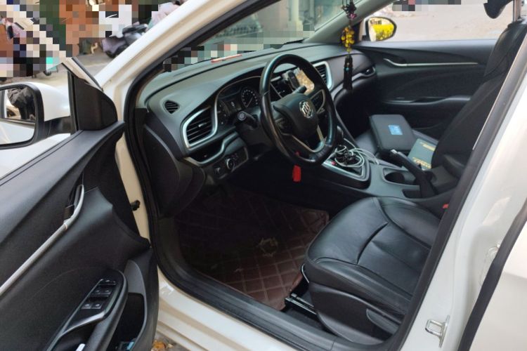 Used Buick GT 2018 18T Automatic Elite Model