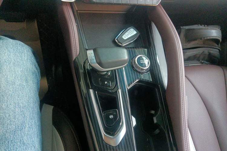 Used Geely Auto Monjaro L 2021 2.0TD DCT EVO Two-Wheel Drive Prestige Version
