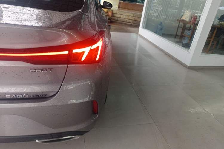 Used CHANGAN Eado 2022 PLUS Blue Whale NE 1.4T GDI DCT Prestige Edition