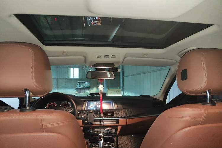 Used BMW 5 Series 2014 520Li Elegant Model