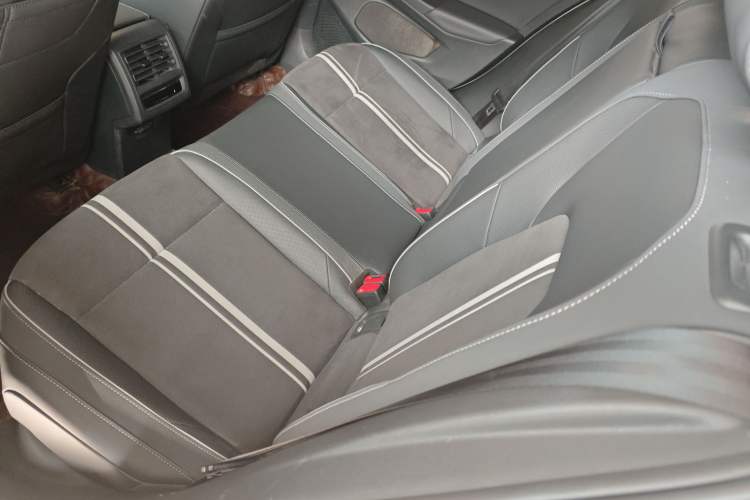 Used Volkswagen Golf 2021 280TSI DSG R-Line
