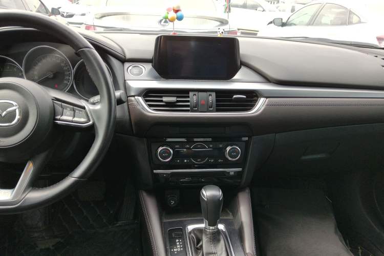 Used Mazda Atenza 2018 2.0L Blue Sky Luxury Edition China VI Standard
