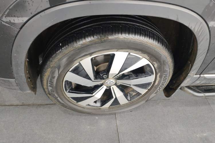 Used Volkswagen Tayron 2021 280TSI Two-Wheel Drive Luxury Smart Connectivity Version