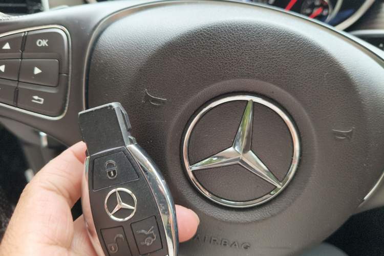 Used Mercedes-Benz GLE 2018 GLE 320 4MATIC Luxury Collection Edition Vehicle Key