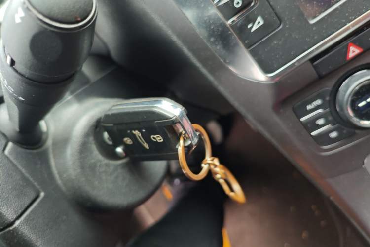 Used Citroen C4 Sega 2016 1.6L Automatic Luxury Model
