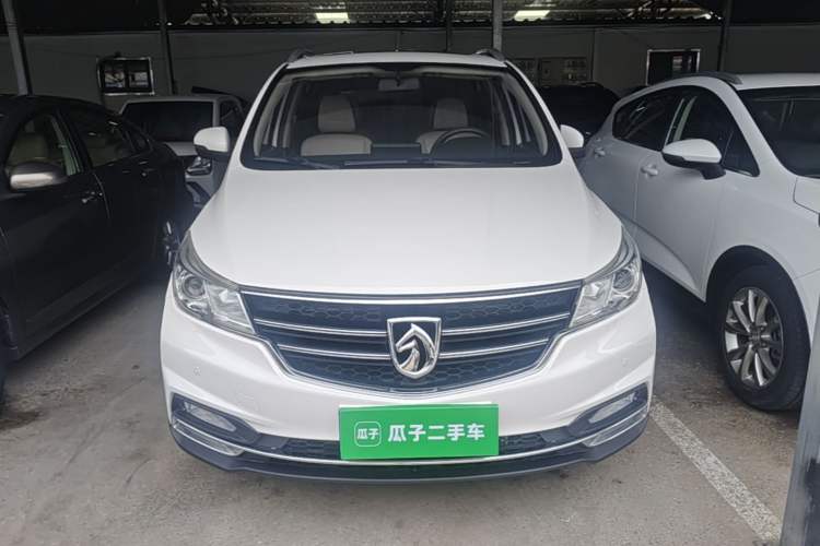 Used Baojun 730 2019 1.5T Manual Fashion Model 7 Seats China V