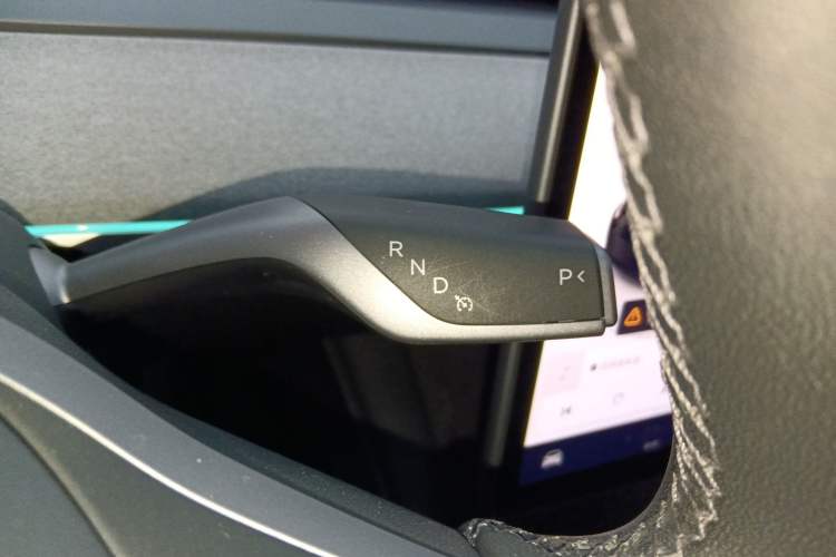 Used Tesla Model Y 2023 Rear-Wheel-Drive Version