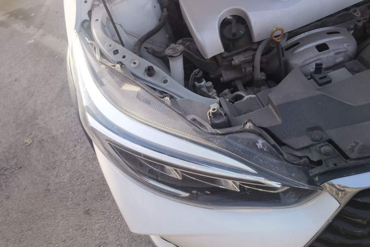 Used Toyota YARiS L Zhi Xuan 2020 X-Trail X 1.5L CVT Leading Edition Right Front Headlight