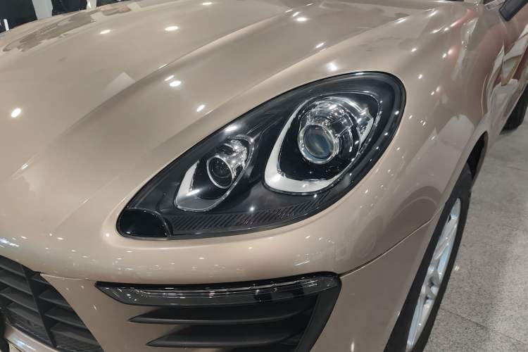 Used Porsche Macan 2017 Macan 2.0T
