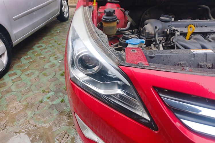 Used Hyundai Verna (older generation) 2014 1.4L Automatic Leading-Edge GLX
