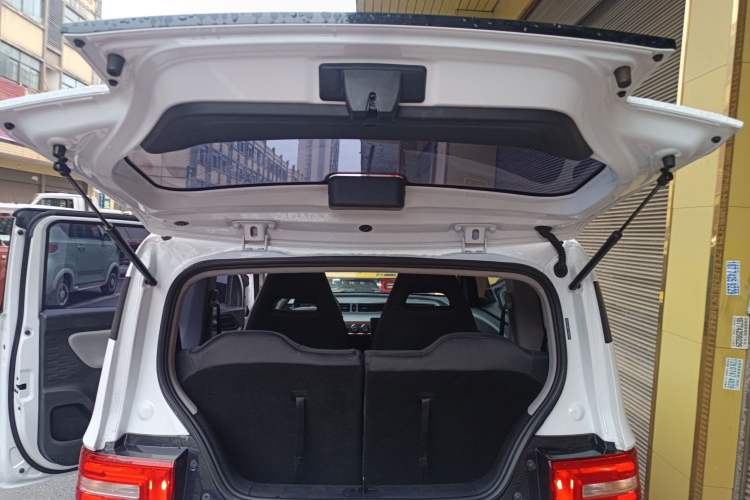 Used Wuling Hongguang MINIEV 2021 Macaron Premium Model – Lithium Iron Phosphate Trunk