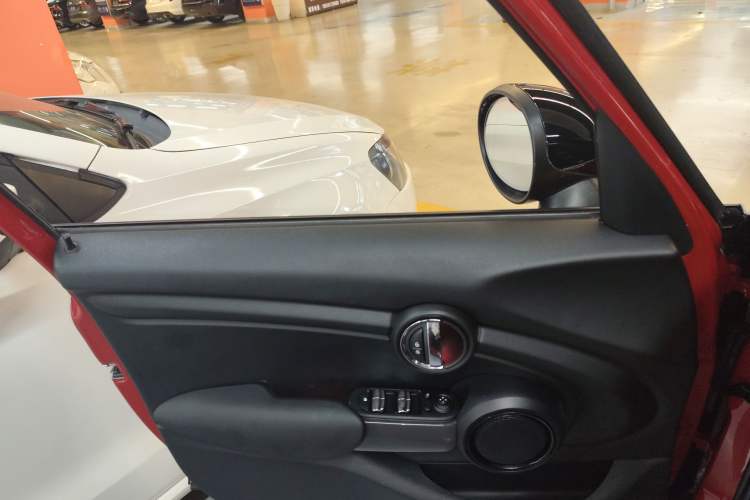 Used MINI MINI 2016 1.5T COOPER Five-Door Edition