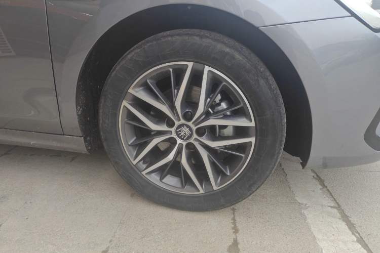 Used BYD Qin PLUS 2024 Honor Edition EV 510KM Leading Model
