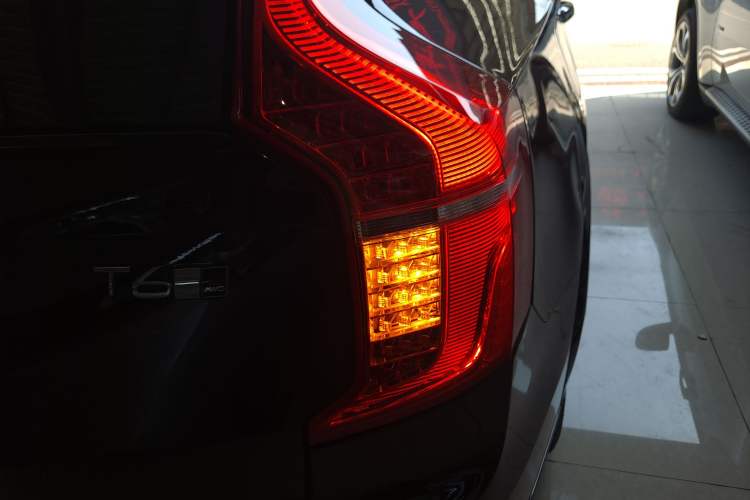 Used Volvo XC90 2018 T6 Zhiya Edition 7-seater Right Rear Taillight
