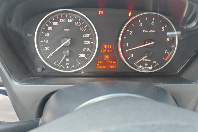 Used BMW X5 2013 xDrive40i
