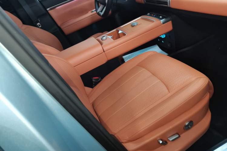 Used Formula Leopard Tai 7 2025 Model 190 km Four-Wheel Drive Ultra Edition