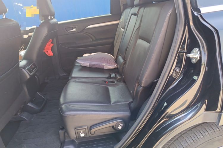 Used Toyota Highlander 2015 2.0T Two-Wheel Drive Luxury Edition 7 Seats
