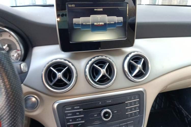 Used Mercedes-Benz GLA 2016 GLA 200 Sport Edition
