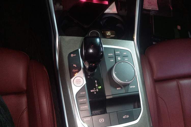 Used BMW 4 Series 2022 430i Convertible M Sport Night Edition Package Gear Lever