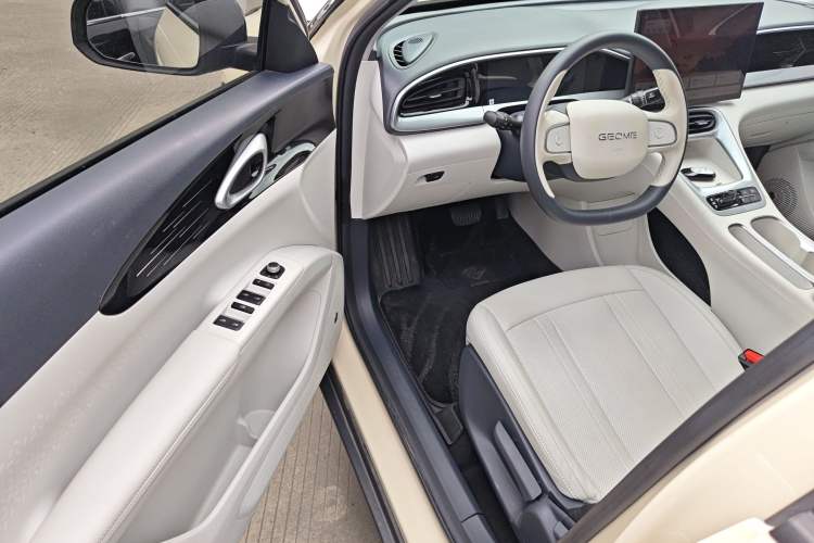 Used Geely Galaxy Geome 2025 310km Dream Edition Driver Seat