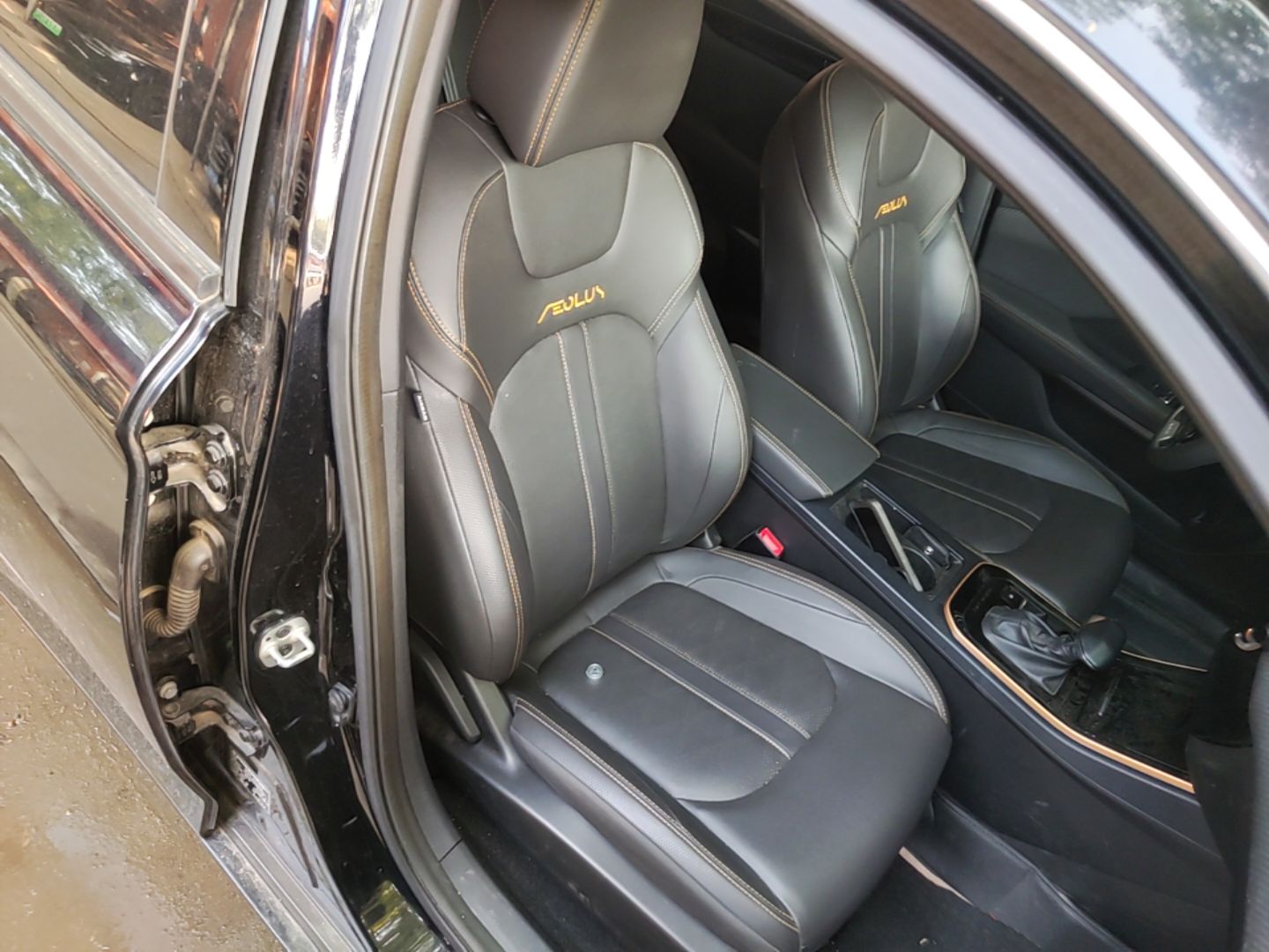 Dongfeng Aeolus Yixuan 2022 230T Automatic Tiger Roar Edition — снимка 19