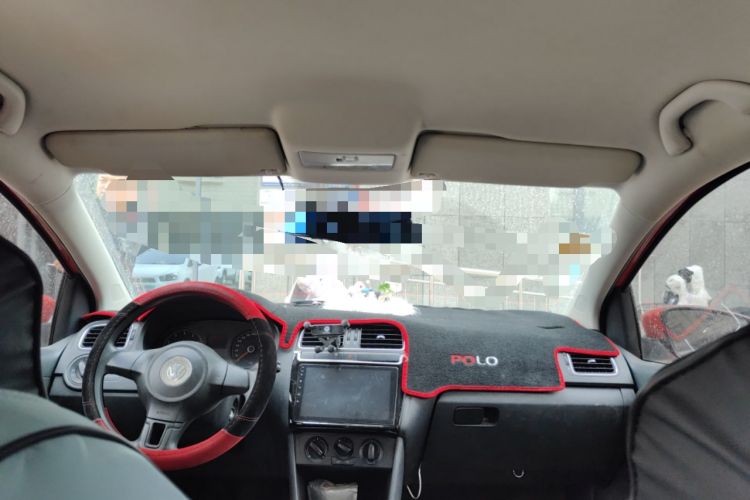 Used Volkswagen Polo 2011 1.4L Manual ZhiShang Edition