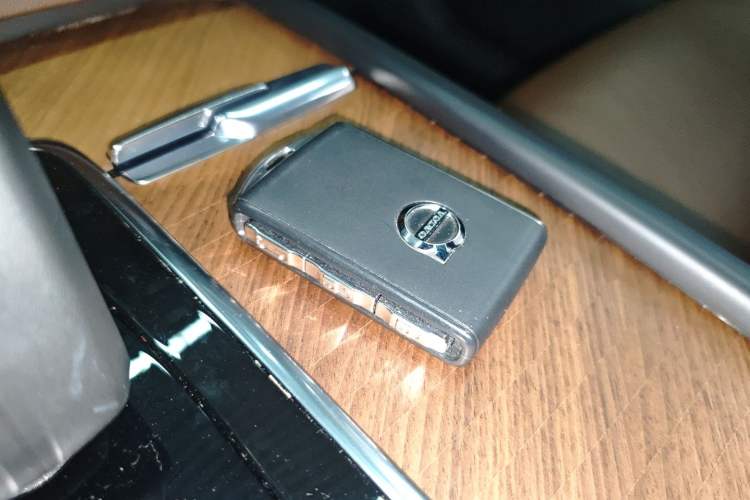 Used Volvo XC90 2023 B6 Zhiyi Luxury Edition 7-Seater