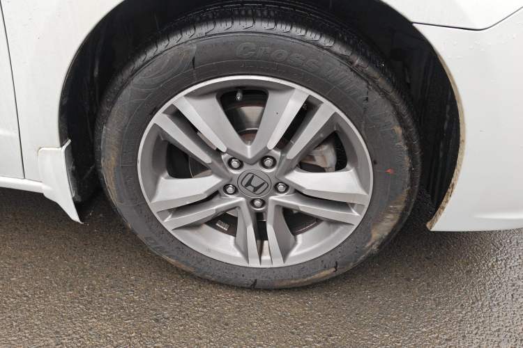 Used Honda Odyssey 2011 Jingxiu 2.4L Luxury Edition Right Front Wheel Hub
