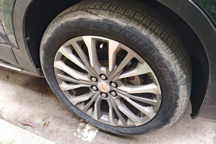 Used Chevrolet Blazer 2020 650T 7-Seater WEI Version Right Front Wheel Hub