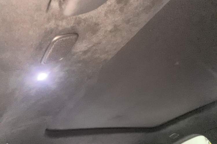 Used Nio ES6 2024 75 kWh Headliner