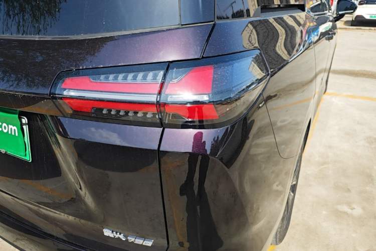 Used Wuling Starlight 730 2025 Model Pure Electric 500km Luxury Edition