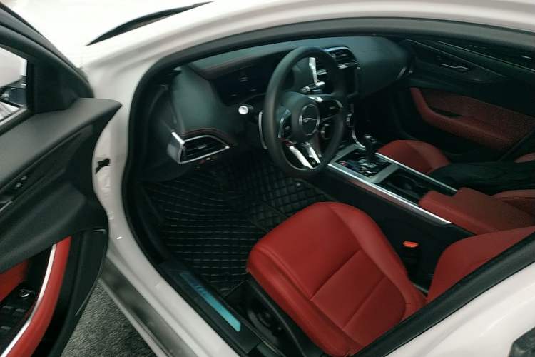 Used Jaguar XEL 2022 2.0T 250 PS R-DYNAMIC S Advanced Sport Edition
