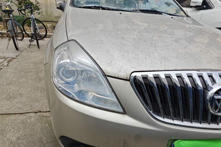 Used Buick Excelle 2015 1.5L Manual Classic Trim
