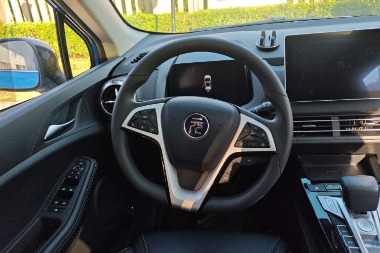Used BYD Yuan New Energy 2019 EV535 High-Energy Leading Edition Steering Wheel