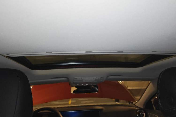 Used Mercedes-Benz CLS 2018 CLS 300 Luxury Model Headliner