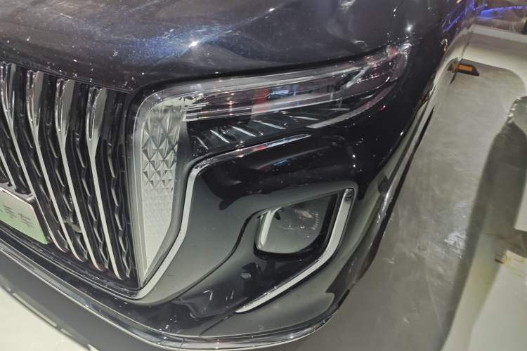 Used Hongqi HQ9 PHEV 2024 2.0T Four-Wheel Drive Business Edition
