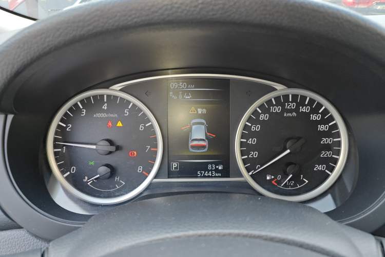 Used Nissan Tiida 2019 1.6L CVT Smart Enjoyment Version China VI Standard
