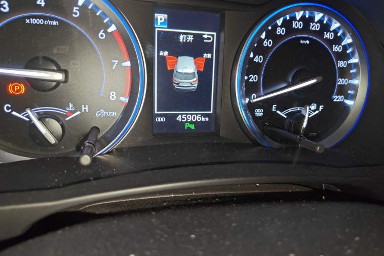 Used Toyota Highlander 2018 2.0T Four-Wheel Drive Prestige Version 7 Seats China VI Standard
