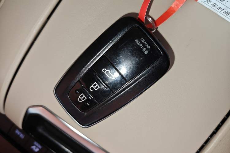 Used Toyota Highlander 2022 Dual-Engine 2.5L Four-Wheel Drive Prestige Version 7 Seats