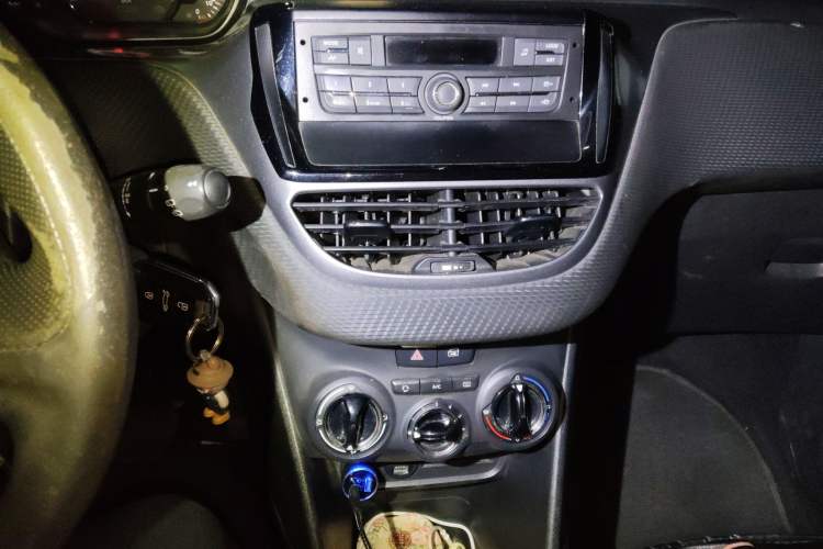 Used Peugeot 2008 2014 1.6L Automatic Trend Edition