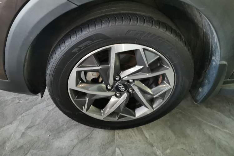 Used Hyundai Tucson 2019 280TGDi Dual-Clutch Two-Wheel Drive Smart Connect Version China V Standard
