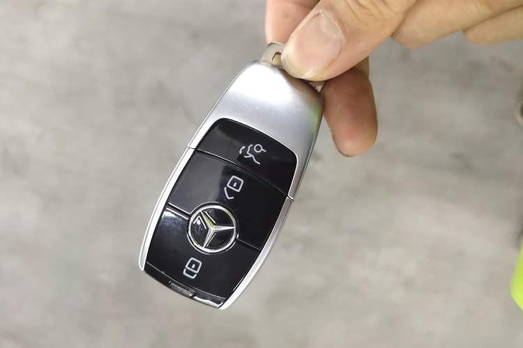 Used Mercedes-Benz E-Class 2022 Revised Version E 300 L Fashion Edition
