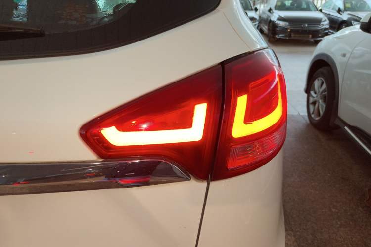 Used JAC Group Refine S3 2017 1.5L Manual Luxury Smart Model Right Rear Taillight