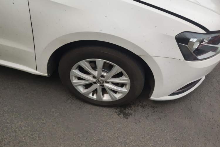 Used Volkswagen Lavida 2015 1.6L Automatic Comfort Edition
