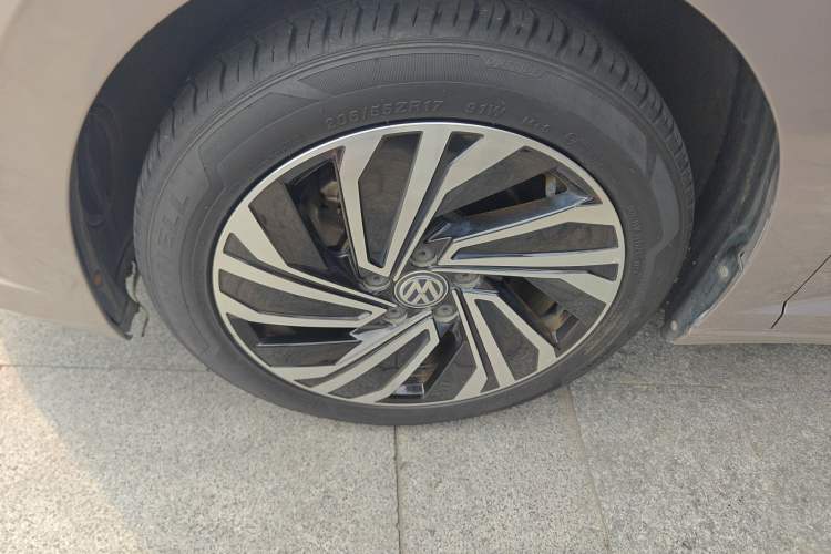 Used Volkswagen Sagitar 2021 200TSI DSG Excellence Edition Left Front Wheel Hub