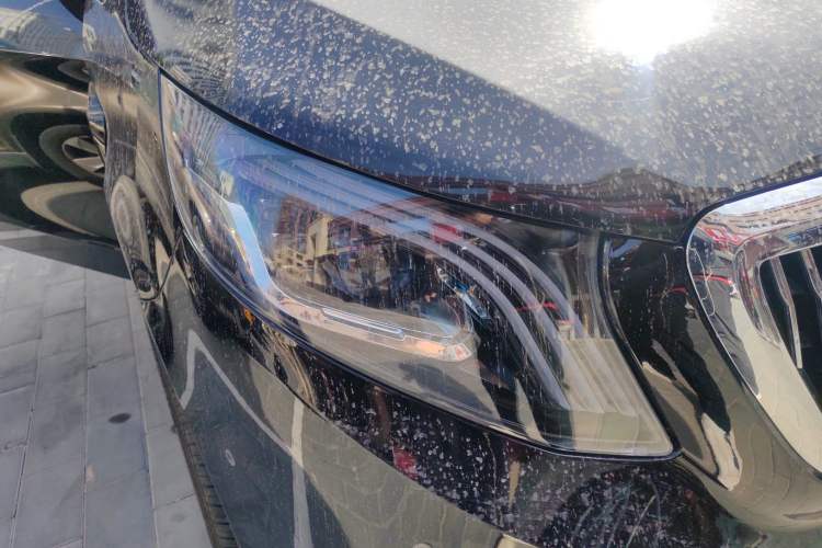 Used Mercedes-Benz Vito 2023 2.0T Elite Version 7 Seats Right Front Headlight